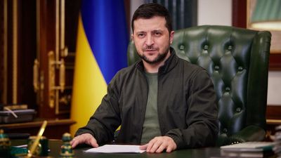 Zelensky says 100,000 trapped in Mariupol with "no food, no water, no medicine"