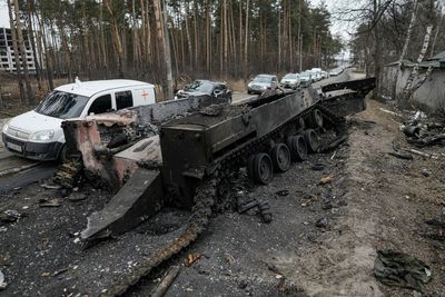 Ukraine war - latest: Russian troops could be encircled as counter attacks disrupt Putin’s offensive, says UK