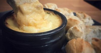 Marks and Spencer shoppers drool over Easter themed cheese bake