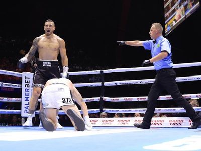 Sonny Bill pounds Hall in one round defeat