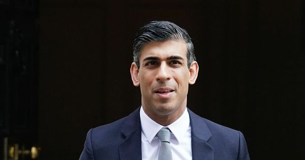 Rishi Sunak cuts basic income tax rate in spring statement