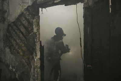 'Hellscape' in Mariupol as Ukraine pleads for help