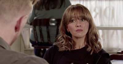 ITV Coronation Street fans figure out new romance on the cobbles - as two characters get close