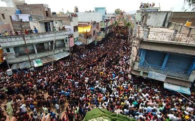 Andhra Pradesh: Sea of humanity converges on Kadiri to witness Rathotsavam