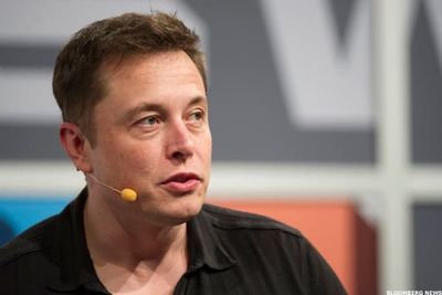 Elon Musk Ditches Beauty Pageant, UFC and Hollywood
