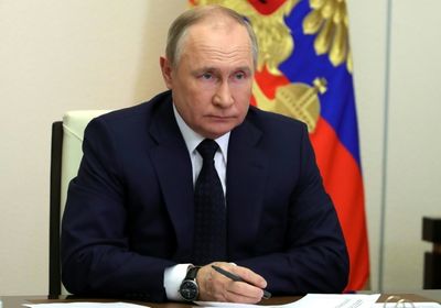 Putin tells Europe to pay for gas in rubles