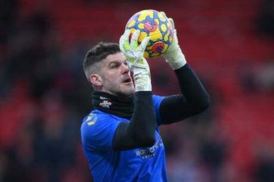 Fraser Forster called up to England squad for first time since 2017 after Sam Johnstone withdraws with illness