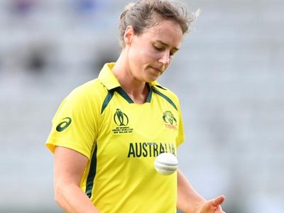 Injured Perry out of World Cup game