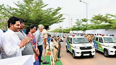 In a first, Andhra Pradesh CM YS Jagan Mohan Reddy rolls out mobile caravans for woman cops