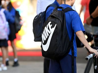 Call to cut SA school term over virus