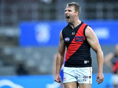 Stringer returns, Bombers chase redemption