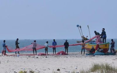 16 Tamil Nadu fishermen held by Sri Lankan Navy; two boats seized