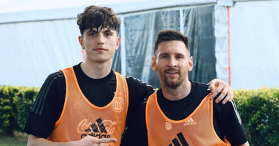 Manchester United's Alejandro Garnacho training with Lionel Messi during international break