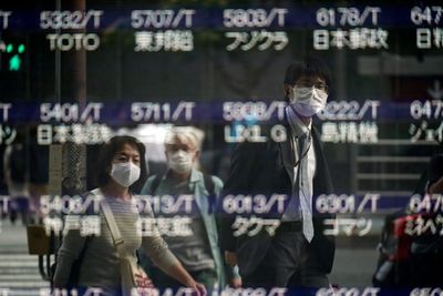 Scandal at Japanese brokerage widens with executive's arrest