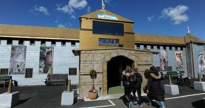 Zoo's new measures to help deaf visitors