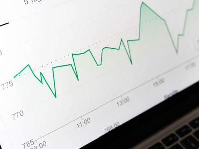Charlotte's Web Q4 Revenue Up 5% QoQ, Adjusted EBITDA Loss Improves By $5M
