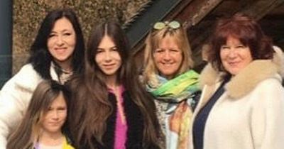 Lanarkshire artist helps family flee Ukraine while fundraising for refugee appeal