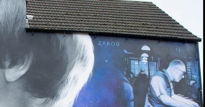 'Inspiring' new Nottinghamshire mural encourages residents to ‘Look to the Stars’