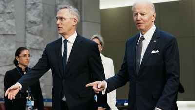 NATO united against Russia, but rejects calls to send troops to Ukraine