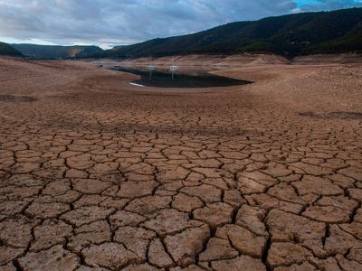 Everyone on the planet needs to be covered by early warning system for extreme weather, says UN secretary general