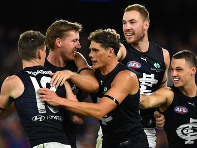 Blues' twin towers deliver AFL warning