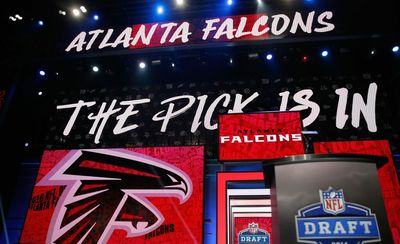 Falcons trade for No. 1 overall pick in Draft Wire’s new mock