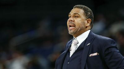 Providence coach Ed Cooley imitates ‘The Last Dance,’ playing Michael Jordan’s quarters game in Chicago before the Sweet 16
