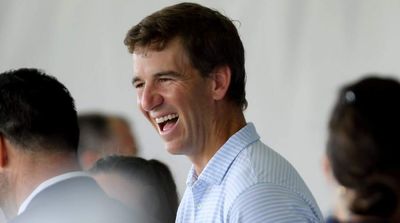 Eli Manning Jokes About March Madness Bandwagoners With Saint Peter’s Shirt