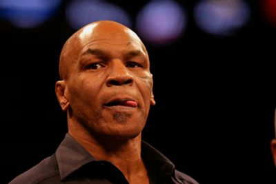 Video: Mike Tyson stays calm as man pulls gun at comedy show