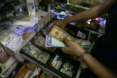 Venezuela's risky currency stabilization to tackle inflation