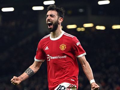 Bruno Fernandes: Manchester United playmaker close to agreeing new five-year contract at Old Trafford