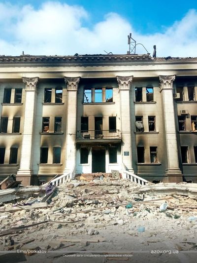 Ukrainian city of Mariupol estimates 300 were killed in theatre bombing