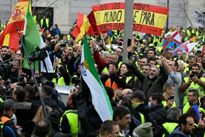 Spain offers fuel subsidies to end truckers' strike