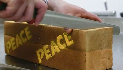 Italy baker makes ‘peace bread,’ sweets for Ukraine refugees