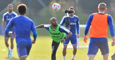 Four things spotted from Everton training as full injury return confirmed