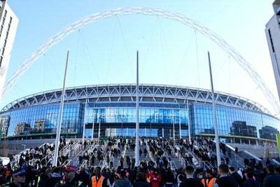 FA pledge 100 free buses for Liverpool and Manchester City fans for Wembley semi-final amid travel chaos