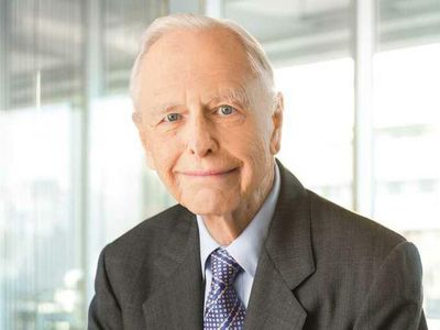Edward C. 'Ned' Johnson III, Longtime Leader At Fidelity Investments, Dies At 91