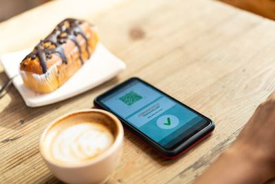 Visitor at cafe reveals ‘hilarious’ list of rules for customers: ‘No flirting with cashier’