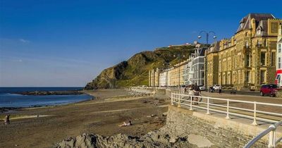 Quiz: Is this Welsh place an Aber, Llan or Cwm?