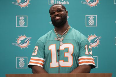 The Dolphins welcomed Terron Armstead and Tyreek Hill to Miami