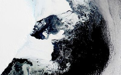 Ice shelf collapses in previously stable East Antarctica