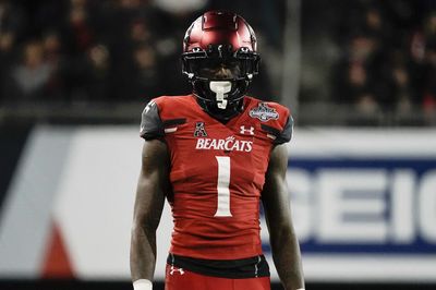 Texans coach Lovie Smith met with Cincinnati CB Ahmad Gardner after pro day