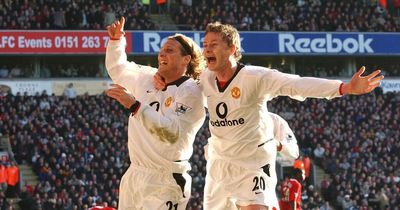 Diego Forlan reveals private Gary Neville conversation after Manchester United goals v Liverpool