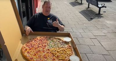 'Out of this world' - Rate My Takeaway star gives his verdict on Newcastle's beasty 30 inch pizza and burger feast at city's Meat:Stack