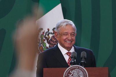 Mexican leader brushes off US allegations of Russia spies