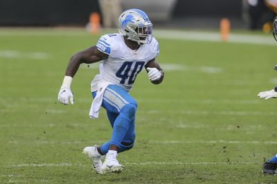 The Lions bring back LB Jarrad Davis