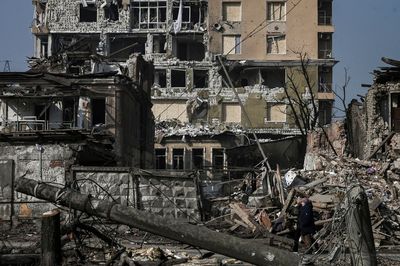 Russian commander run over ‘deliberately’ by his own troops in Ukraine, Western officials say