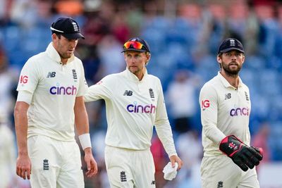 Both teams fighting for ascendancy – look ahead to day three of the third Test between West Indies and England