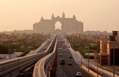 Juxtaposition: Opulent resort hosts climate summit in Dubai