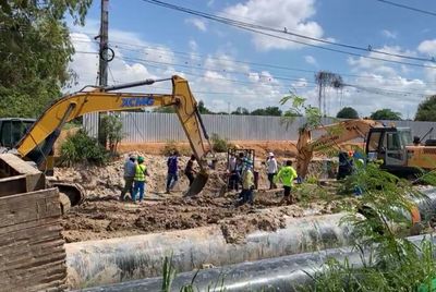 Worker killed by falling pipe in Rayong